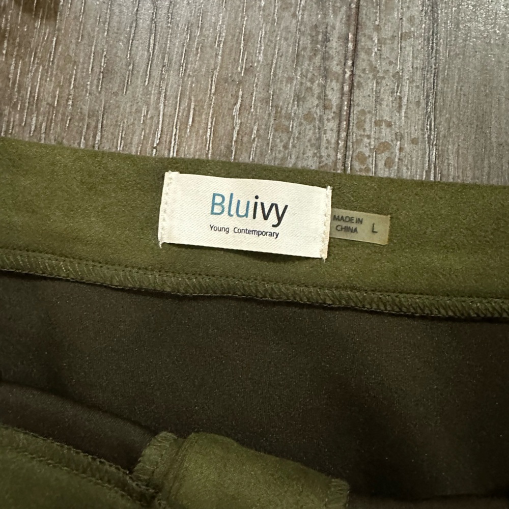 Bluivy Faux Suede Skirt - Picture 6 of 11